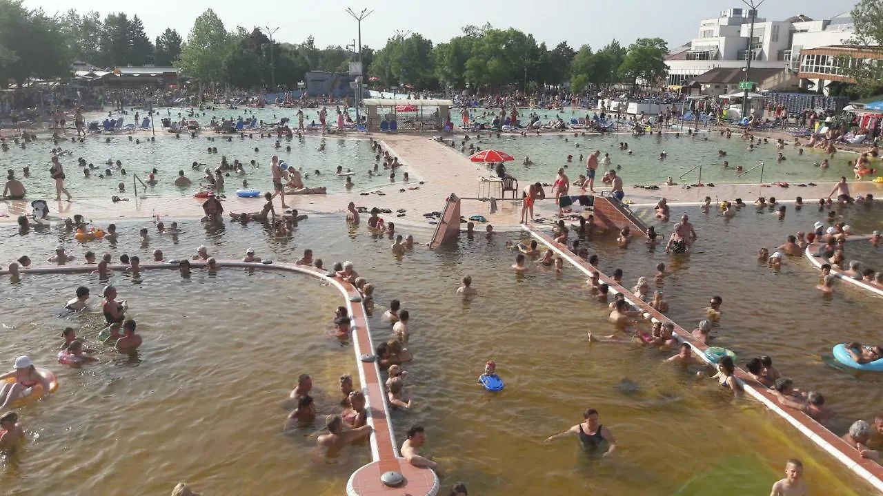 Ilona Apartman Hotel Hajdúszoboszló 0*,  Magyarország