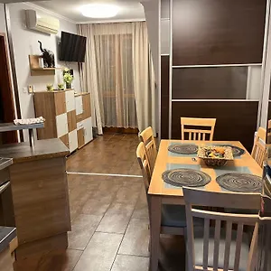 Brookforest Family Apartament
